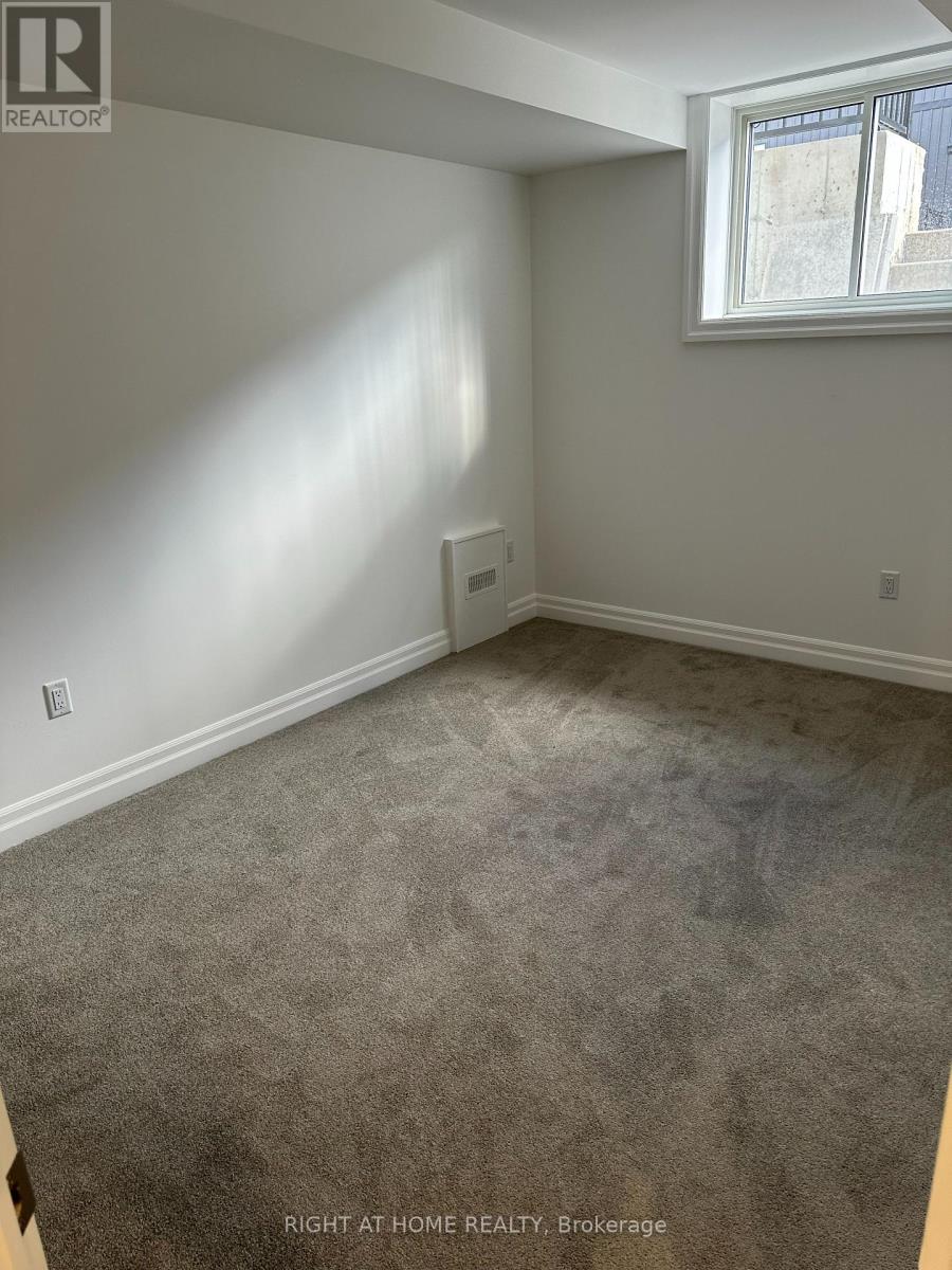 7491 Marvel Drive, Niagara Falls, Ontario  L2H 3V8 - Photo 3 - X12889828