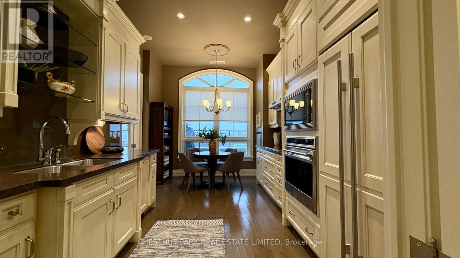 804 - 21 Burkebrook Place, Toronto, Ontario  M4G 0A2 - Photo 21 - C12871972