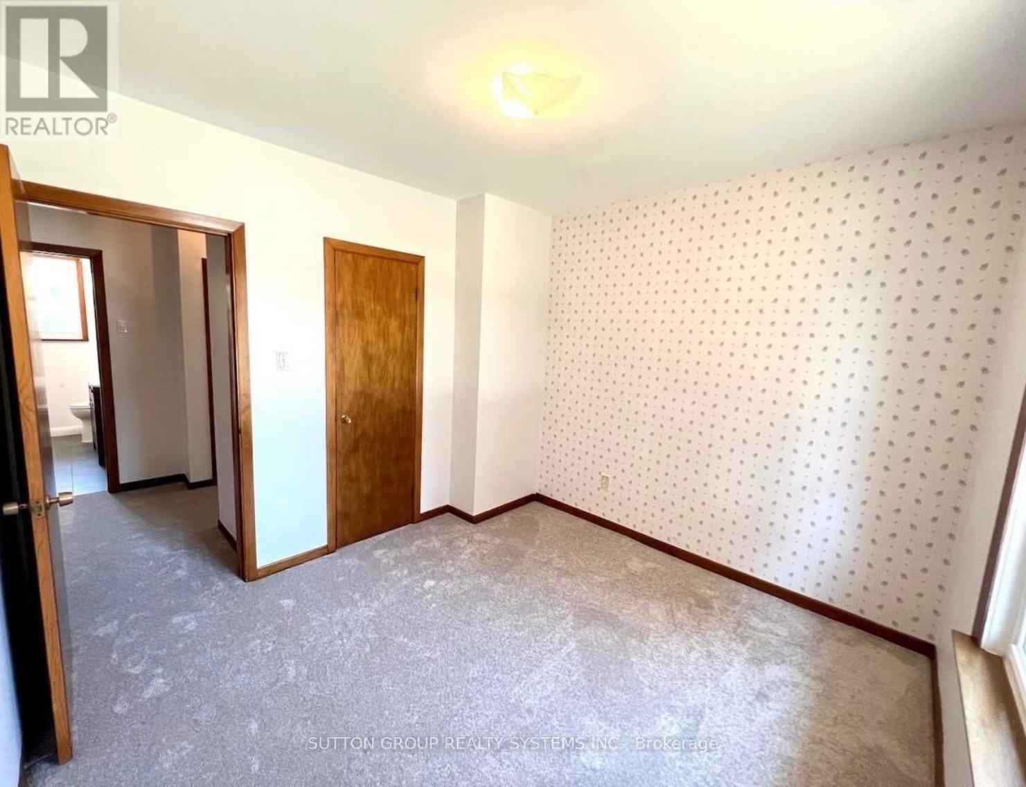 462 Tennyson Drive, Oakville, Ontario  L6L 3Z1 - Photo 12 - W12887608