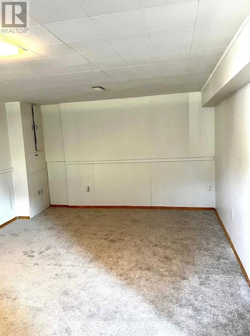 462 Tennyson Drive, Oakville, Ontario  L6L 3Z1 - Photo 20 - W12887608