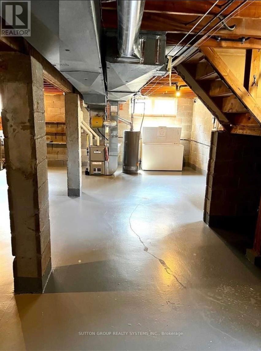 462 Tennyson Drive, Oakville, Ontario  L6L 3Z1 - Photo 19 - W12887608