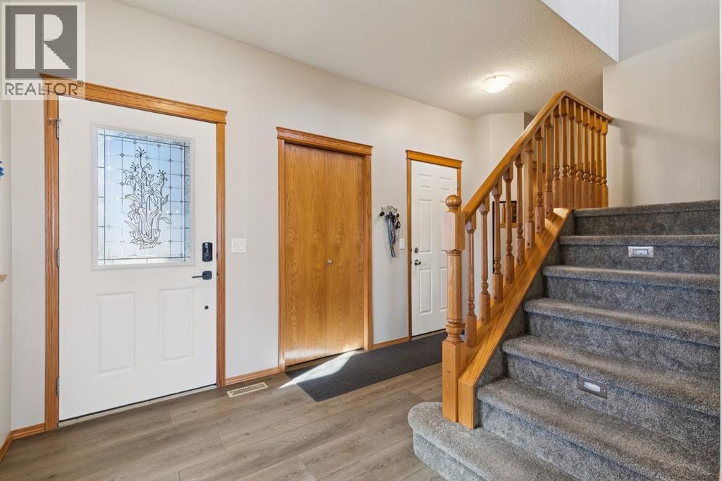 2841 Coopers Manor Sw, Airdrie, Alberta  T4B 3J7 - Photo 4 - A2286155