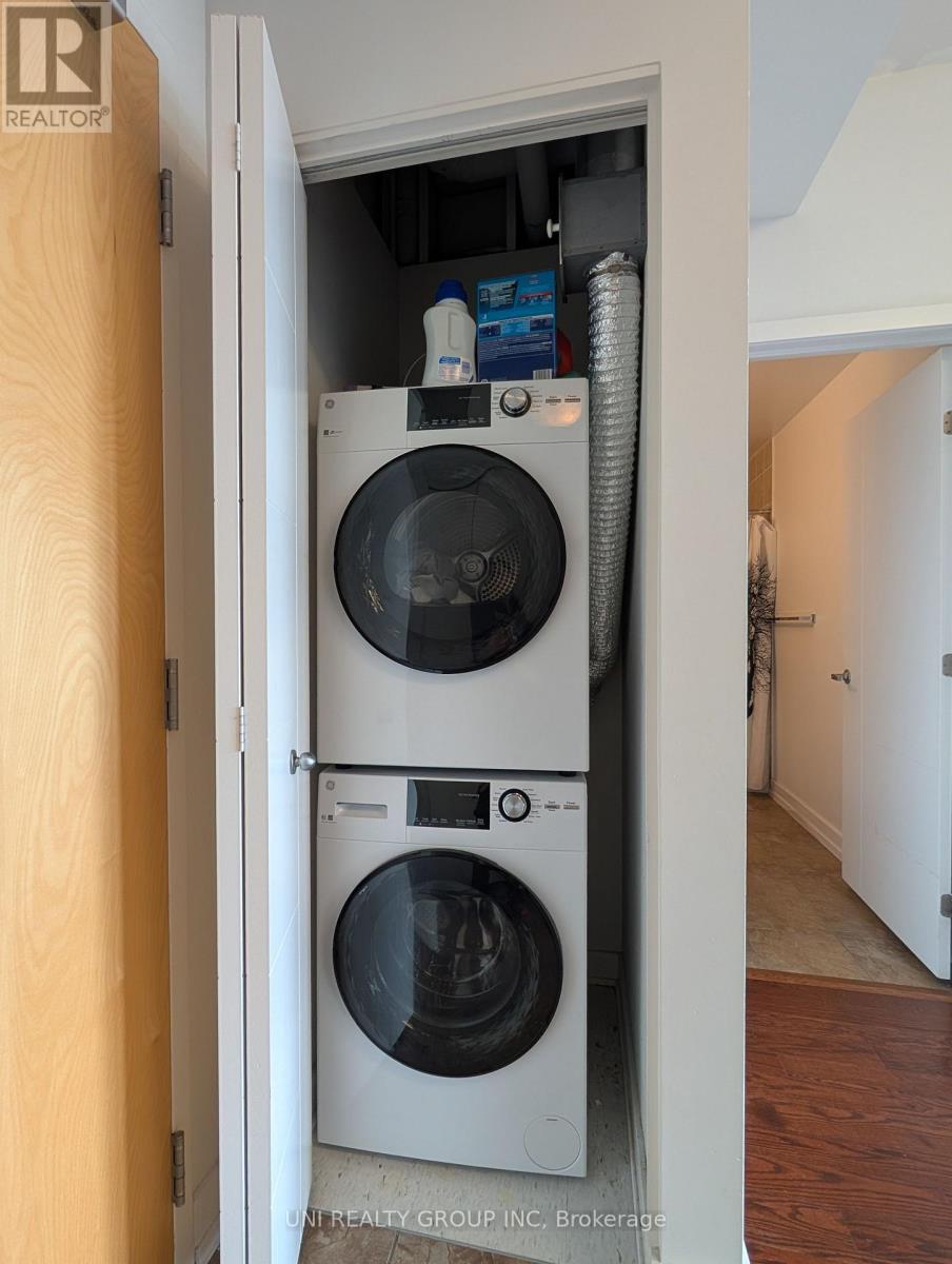 1008 - 179 Metcalfe Street, Ottawa, Ontario  K2P 1P7 - Photo 32 - X12889862