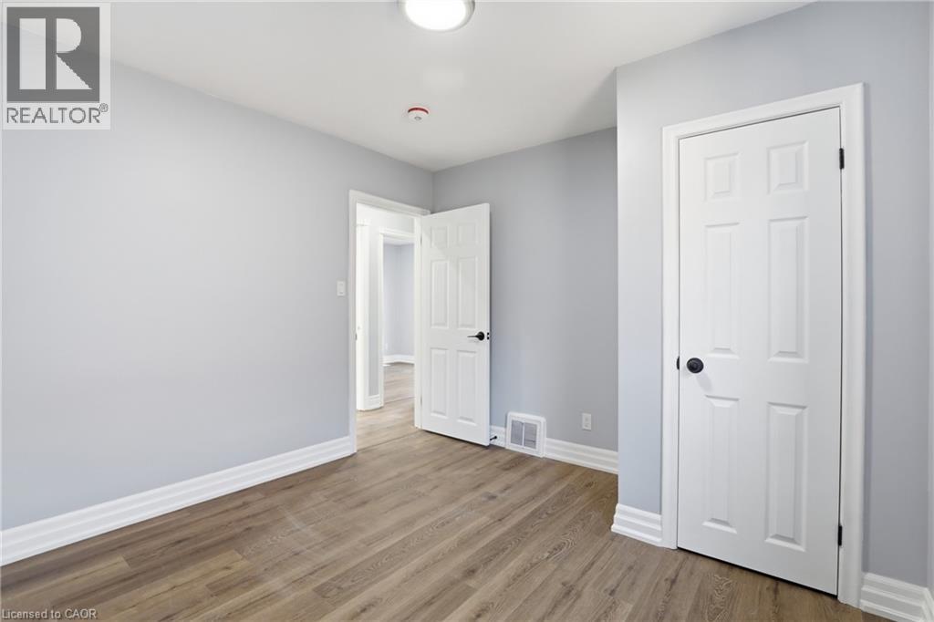 81 Maclennan Avenue Unit# Main, Hamilton, Ontario  L8V 1X5 - Photo 11 - 40812741