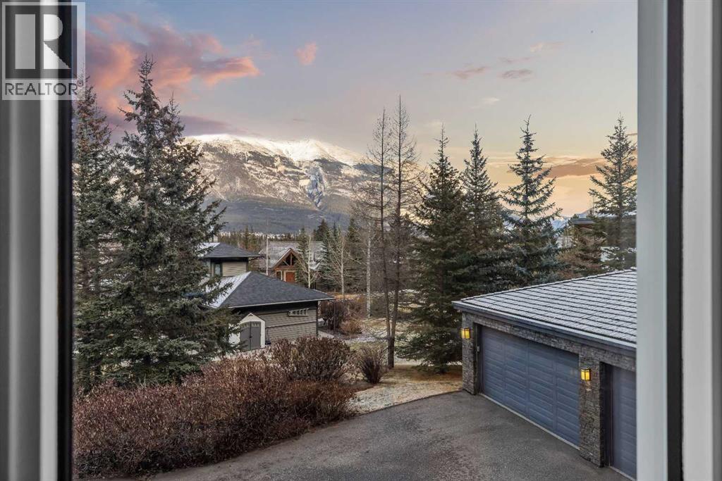4 Prospect Close, Canmore, Alberta  T1W 2S3 - Photo 22 - A2272225