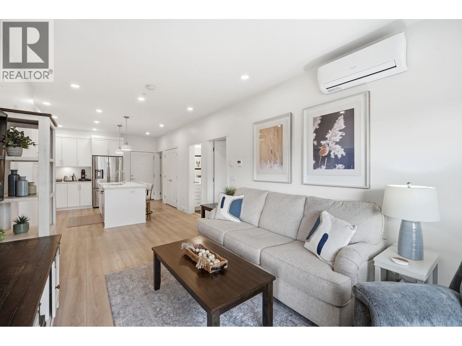 309 11865 227 Street, Maple Ridge, British Columbia  V2X 6H9 - Photo 3 - R3100065