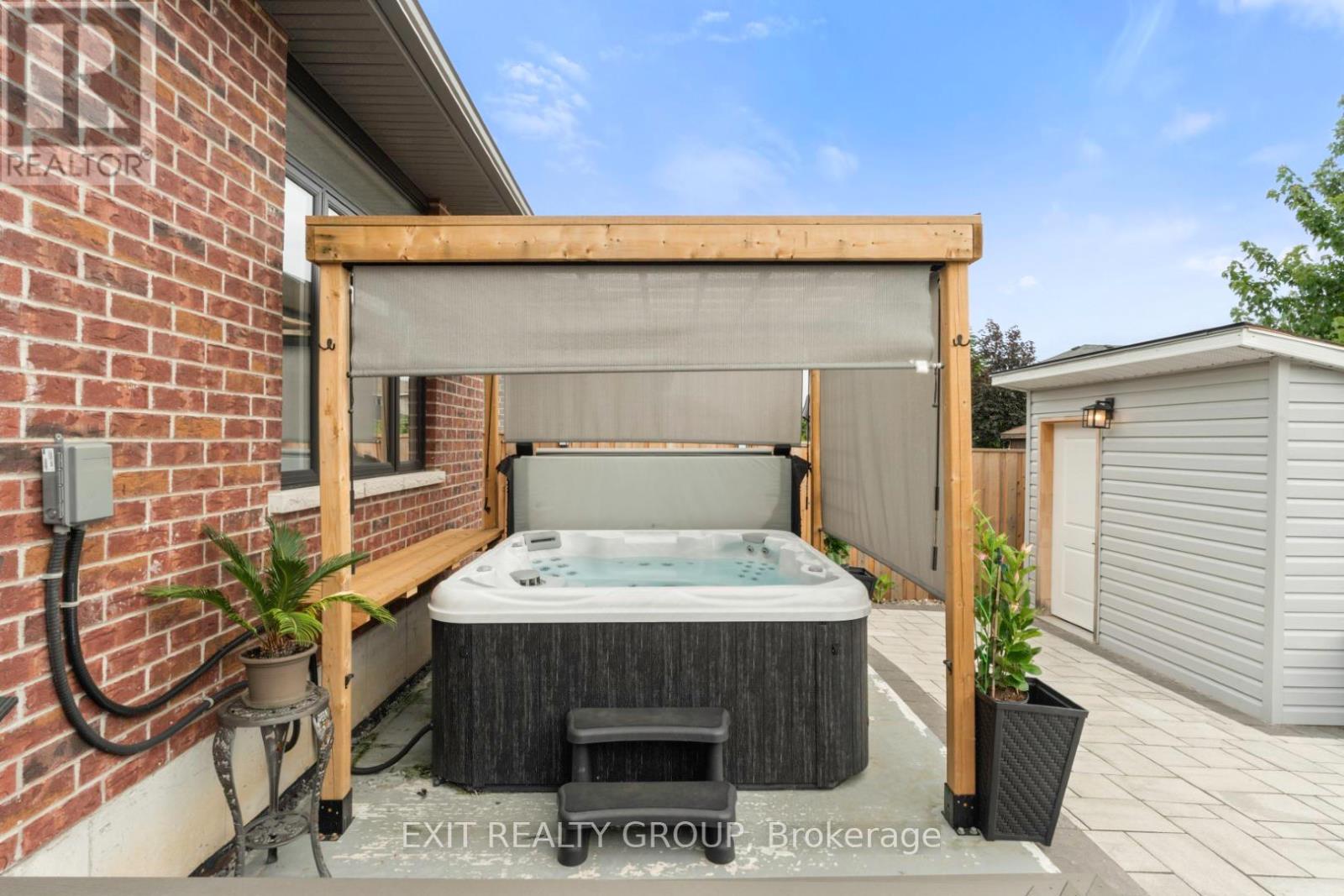 86 Essex Drive, Belleville, Ontario  K8N 0J1 - Photo 34 - X12666386