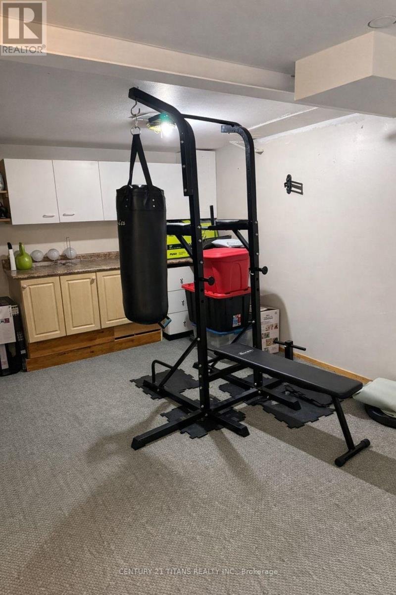 112 Fernbank Place, Whitby, Ontario L1R 1T2 - Photo 15 - E12883820