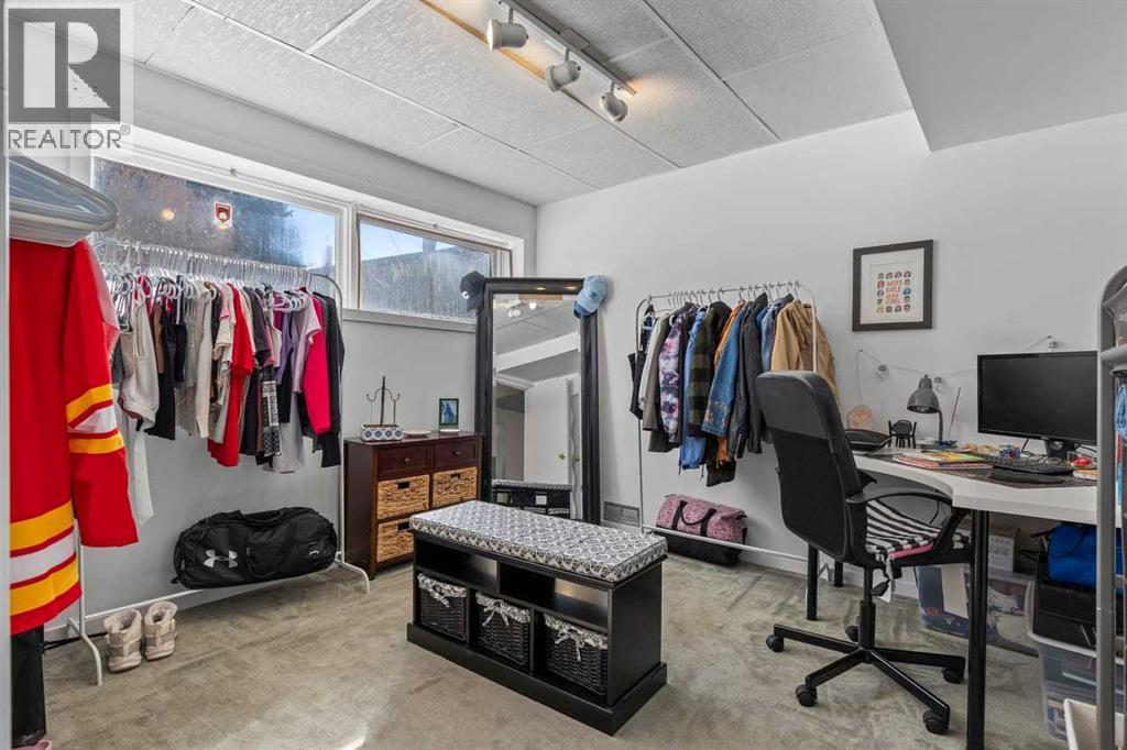 436 Queen Charlotte Road Se, Calgary, Alberta  T2H 4H7 - Photo 32 - A2293139