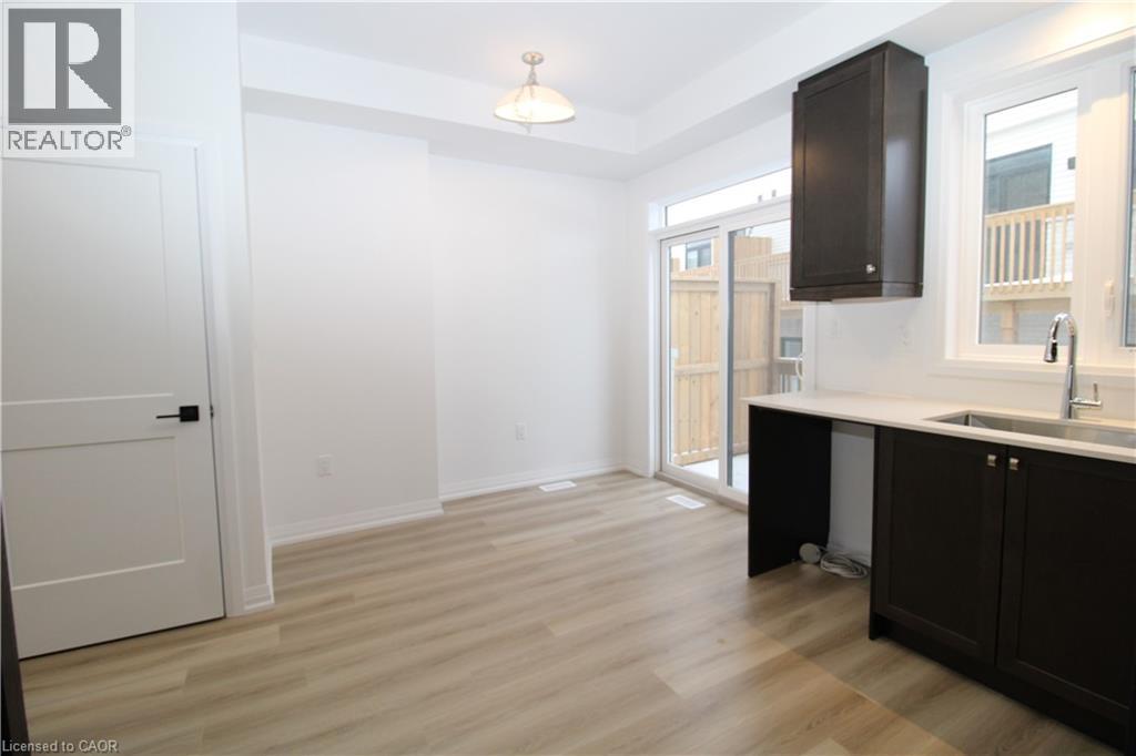 55 Tom Brown Drive Unit# 65, Paris, Ontario  N3L 0N5 - Photo 6 - 40773211