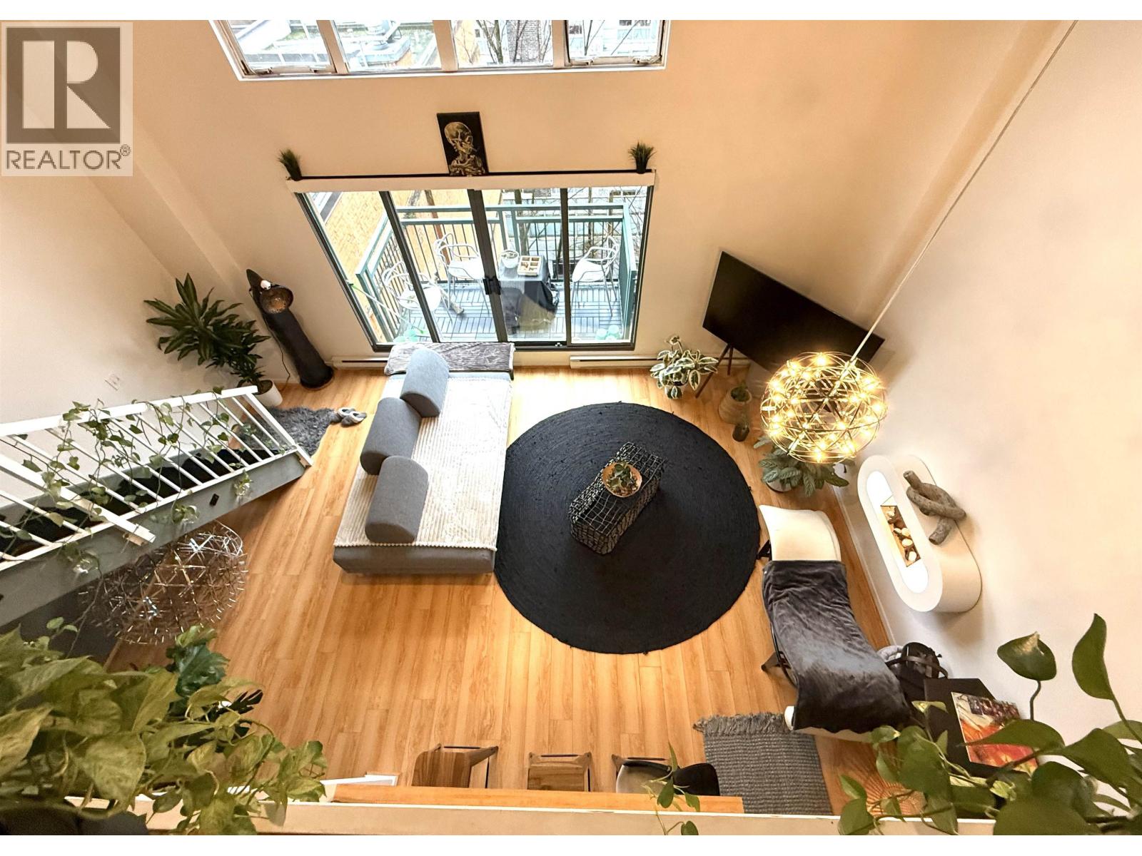 612 22 E Cordova Street, Vancouver, British Columbia  V6A 4G8 - Photo 2 - R3100418