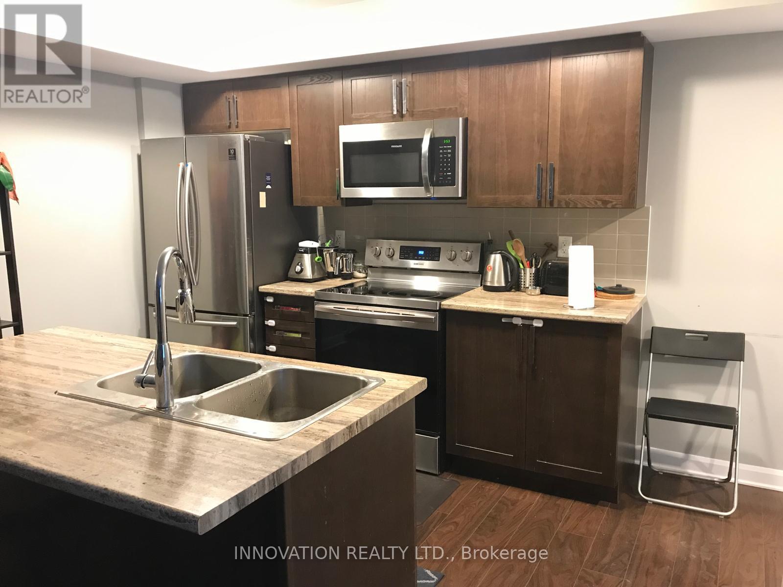 A - 315 Eldorado Private, Ottawa, Ontario  K2K 0N9 - Photo 2 - X12889892