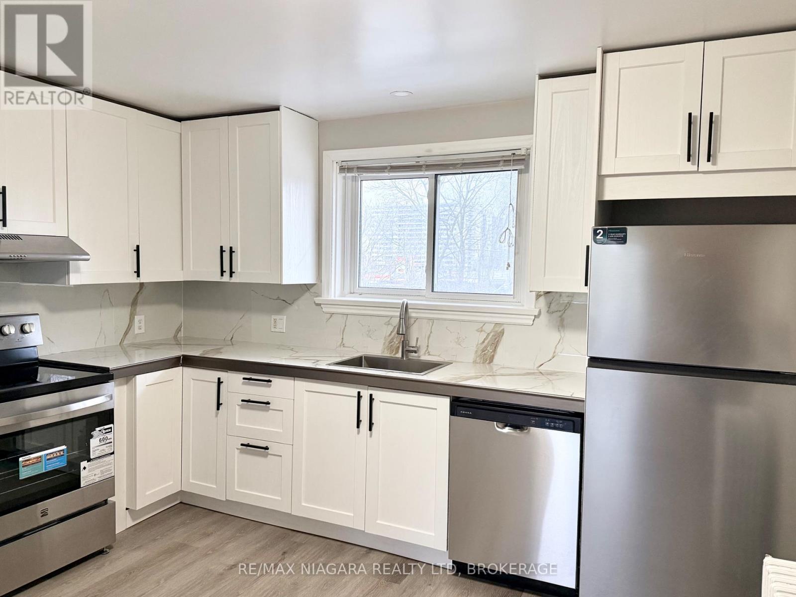 1 - 9 Riverview Boulevard, St. Catharines, Ontario  L2T 3L5 - Photo 6 - X12889880