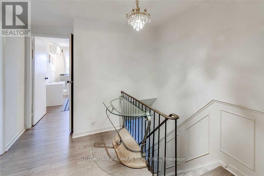 143 Torresdale Avenue, Toronto, Ontario  M2R 3K2 - Photo 16 - C12889876