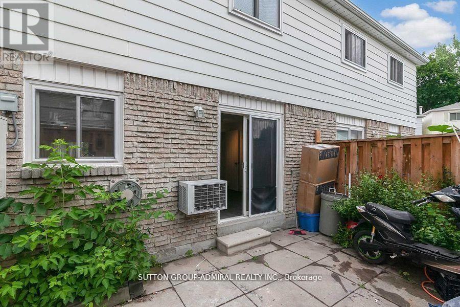 143 Torresdale Avenue, Toronto, Ontario  M2R 3K2 - Photo 19 - C12889876