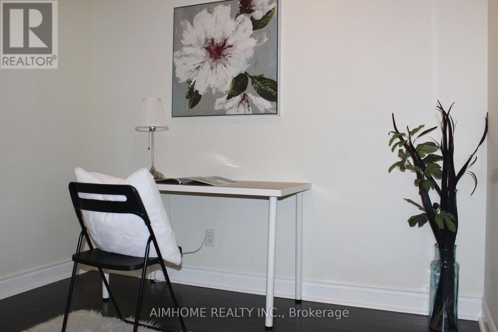 1023 - 25 Greenview Avenue, Toronto, Ontario  M2M 0A5 - Photo 16 - C12889884