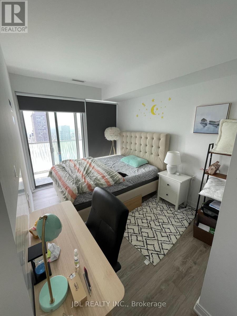 4203 - 42 Charles Street E, Toronto, Ontario  M4Y 1N3 - Photo 2 - C12889888