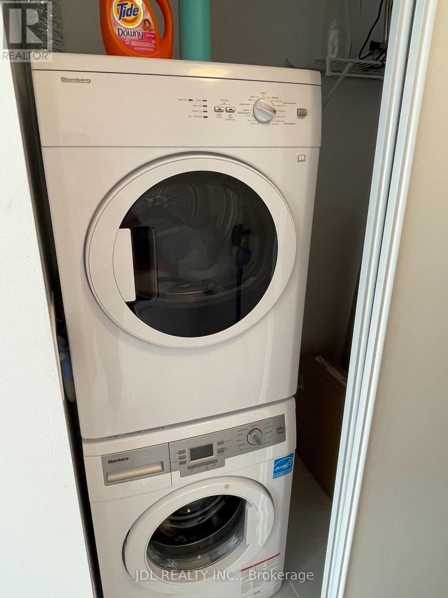 4203 - 42 Charles Street E, Toronto, Ontario  M4Y 1N3 - Photo 5 - C12889888