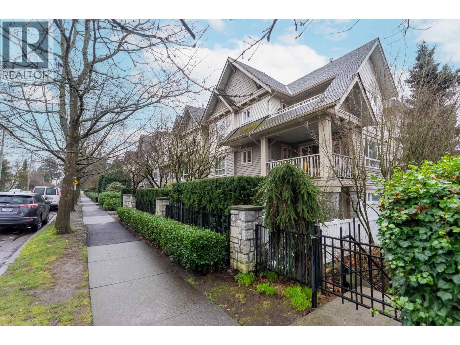 302 333 East 1st Street, North Vancouver, British Columbia  V7L 4W9 - Photo 14 - R3100314