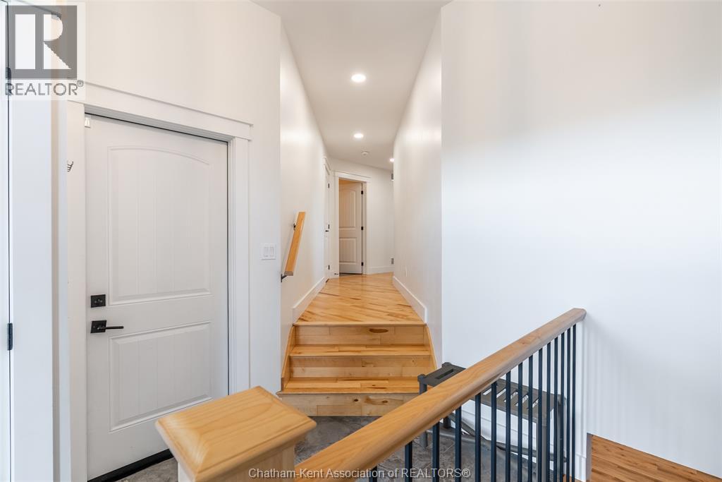 21 Cabot Trail, Chatham, Ontario  N7L 0A4 - Photo 6 - 26002413