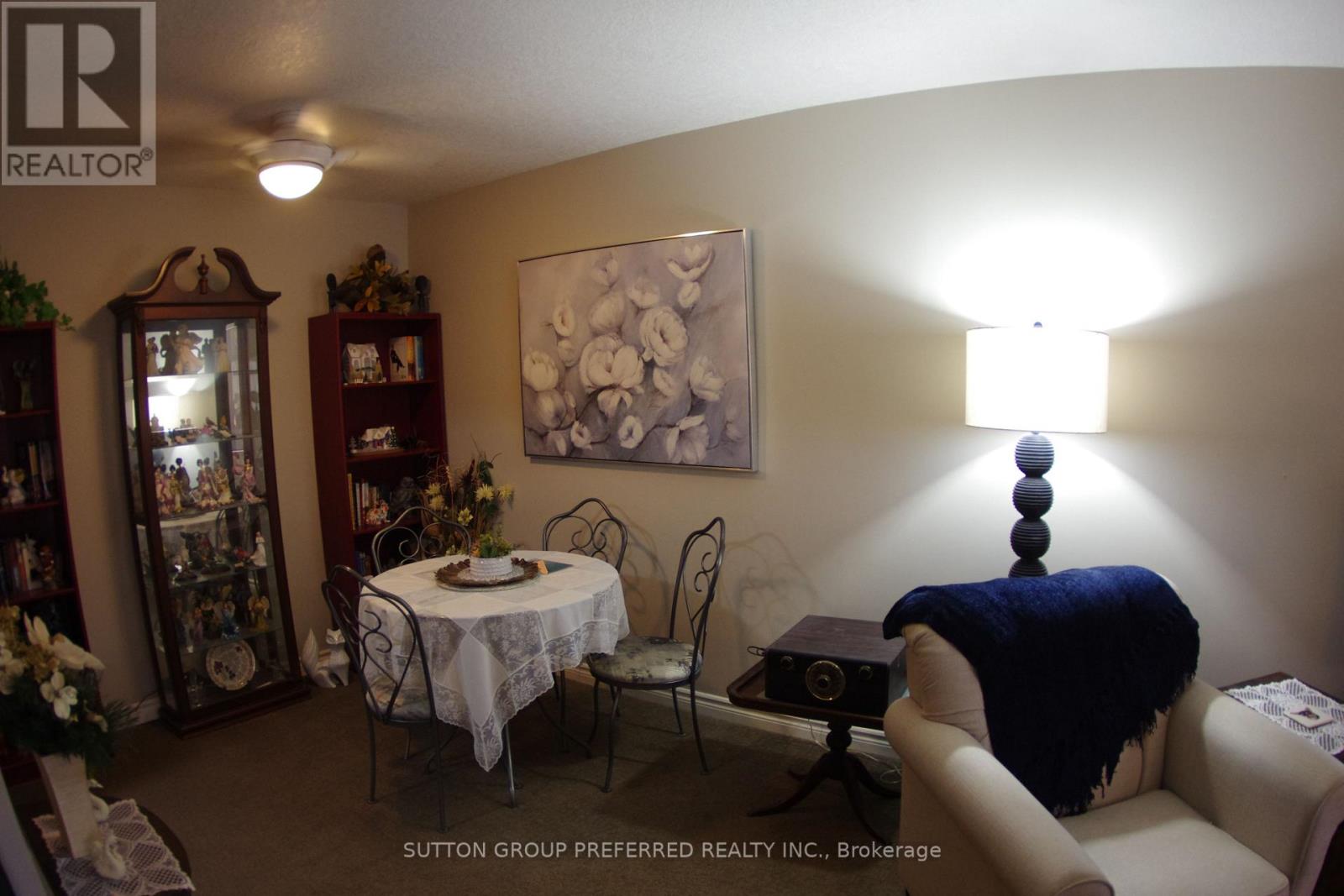 113 - 148 Conway Drive, London South, Ontario  N6E 3N4 - Photo 7 - X12889934