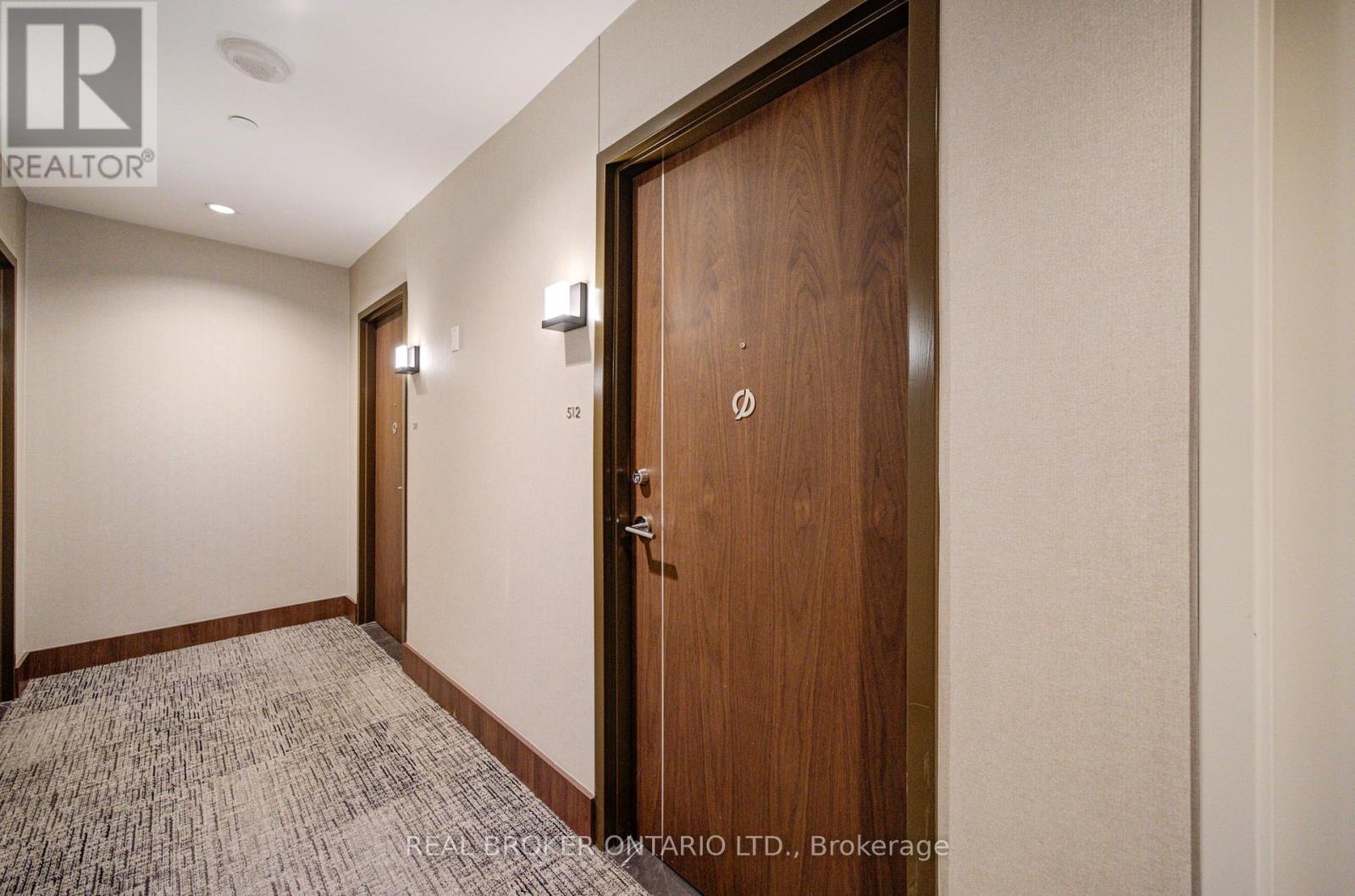 512 - 90 Queens Wharf Road, Toronto, Ontario  M5V 0E6 - Photo 7 - C12889910