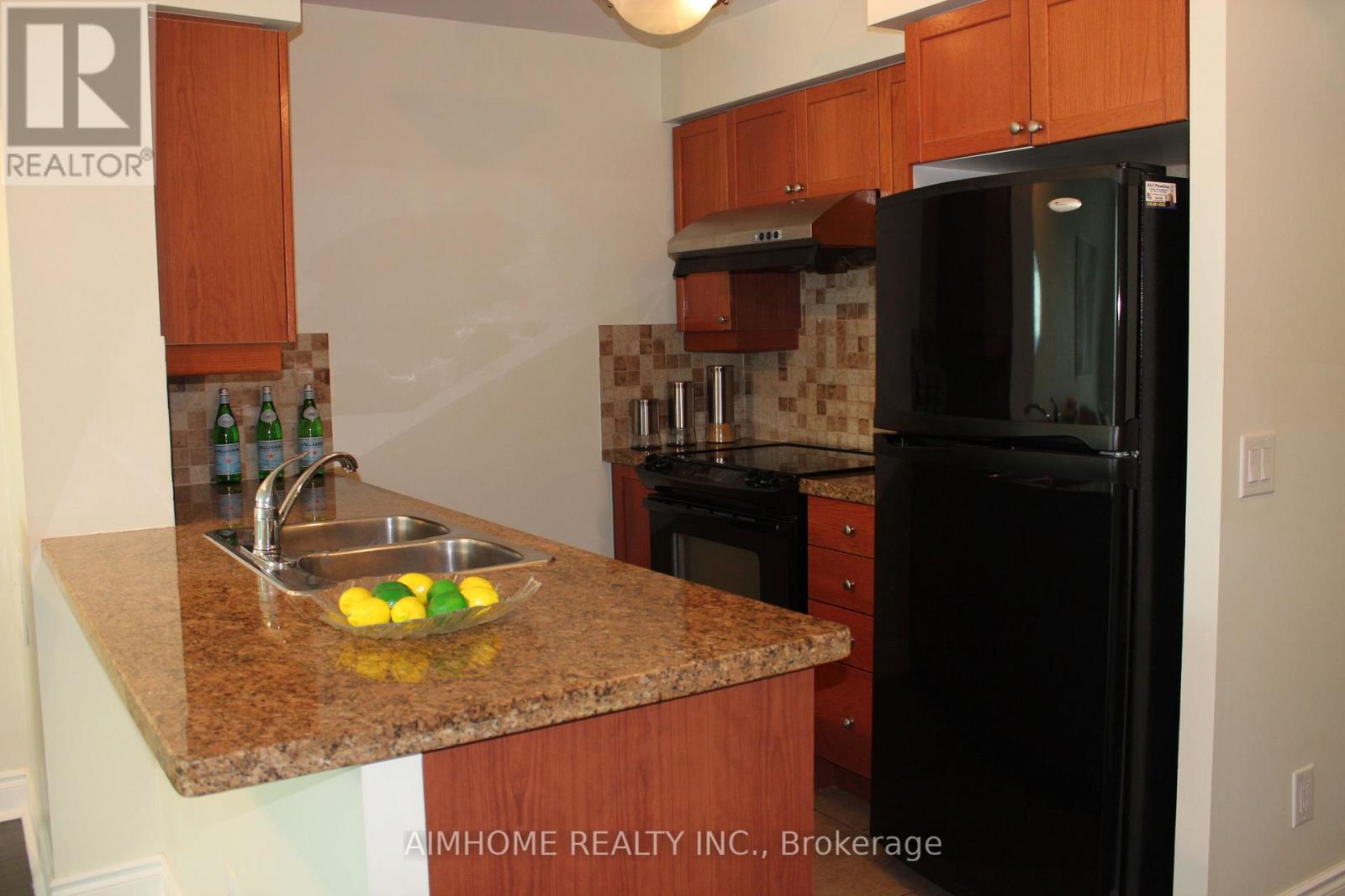 1023 - 25 Greenview Avenue, Toronto, Ontario M2M 1R2 - Photo 10 - C12889912