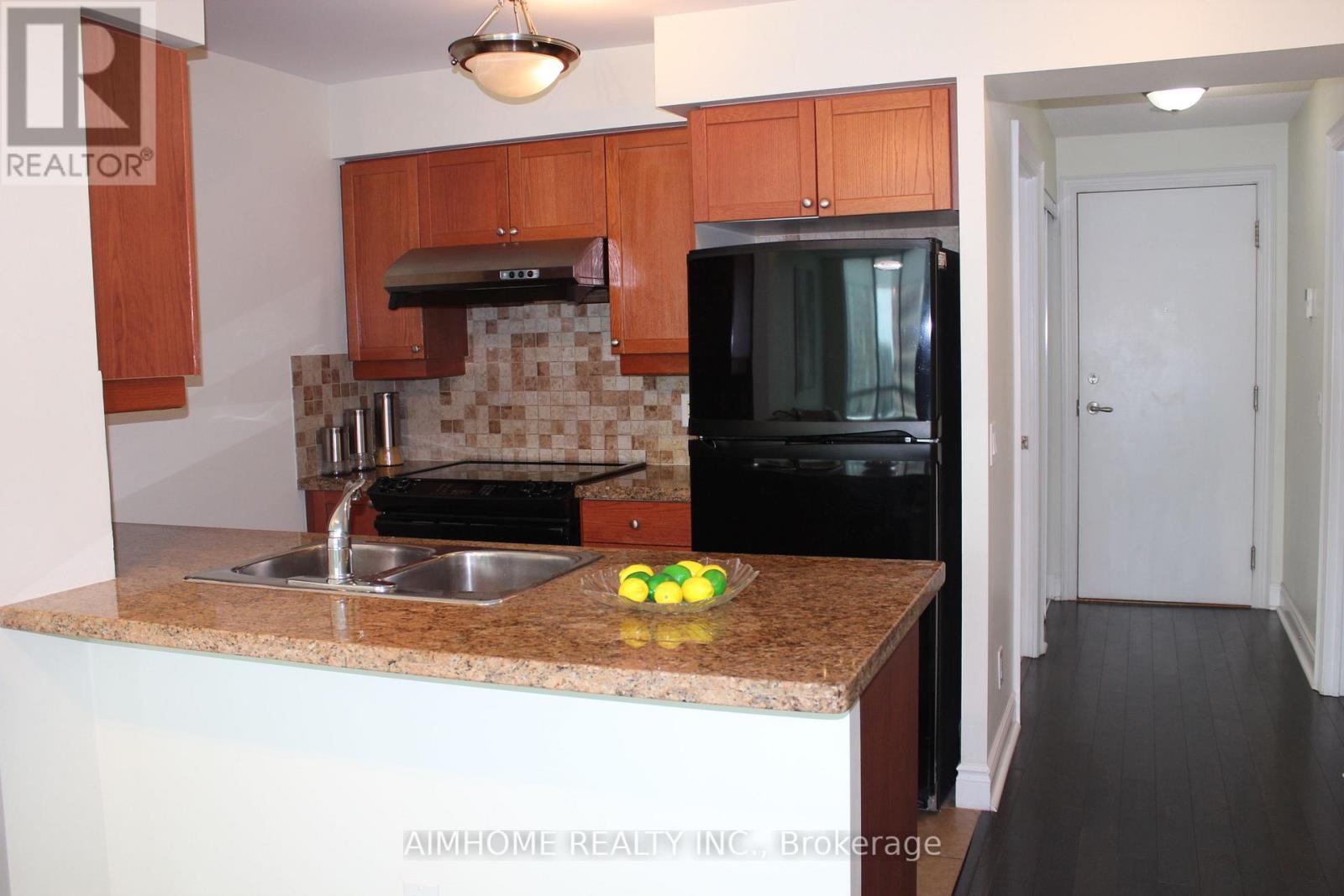 1023 - 25 Greenview Avenue, Toronto, Ontario M2M 1R2 - Photo 9 - C12889912