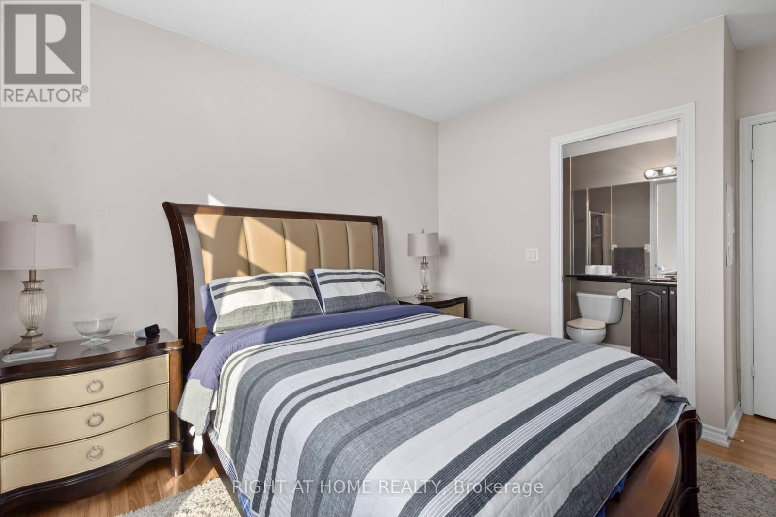 1012 - 9235 Jane Street, Vaughan, Ontario  L6A 0J8 - Photo 17 - N12889916