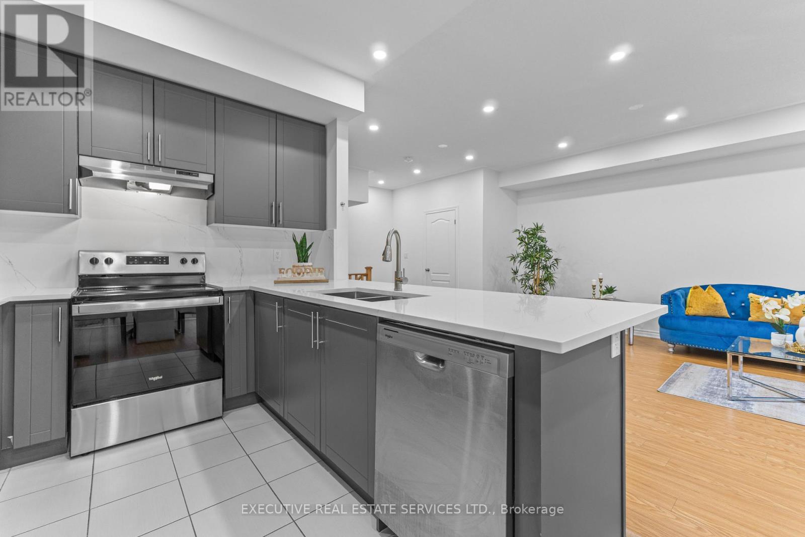 13 Ormand Terrace, Caledon, Ontario  L7C 4E5 - Photo 17 - W12889904