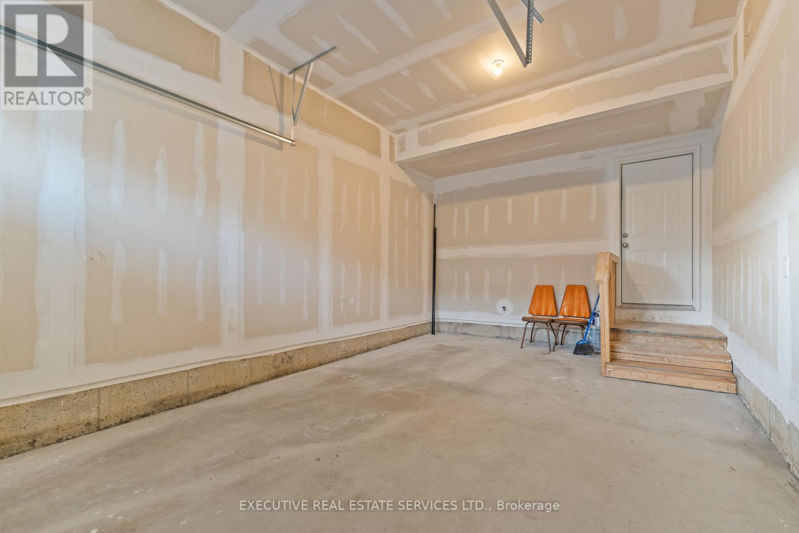 13 Ormand Terrace, Caledon, Ontario  L7C 4E5 - Photo 42 - W12889904