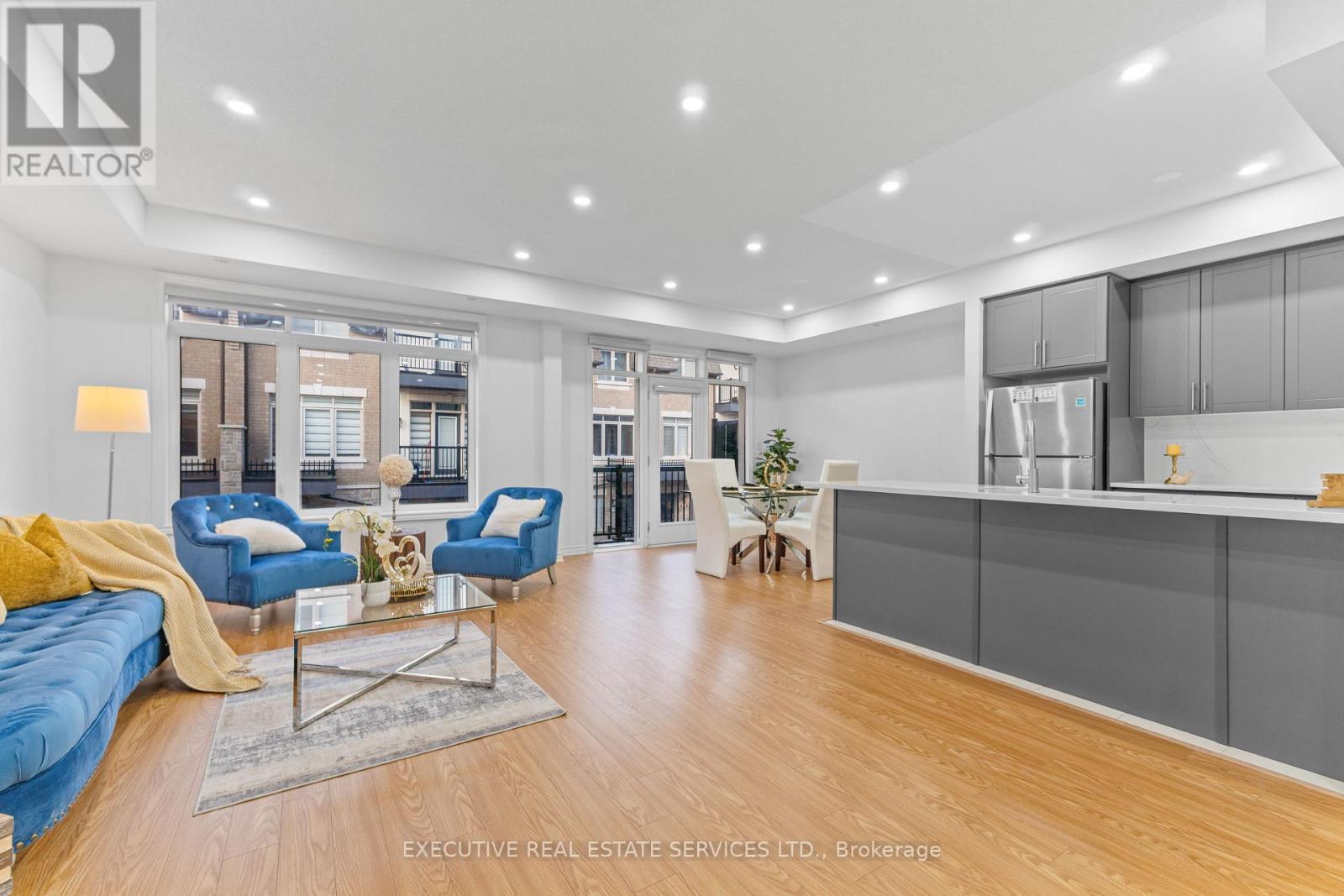 13 Ormand Terrace, Caledon, Ontario  L7C 4E5 - Photo 9 - W12889904