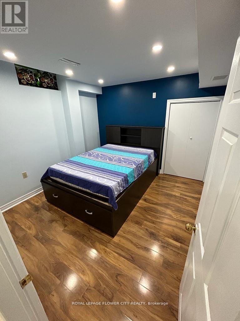 Bsmt - 4 Lascelles Blvd Drive, Brampton, Ontario  L6S 3T3 - Photo 7 - W12889914