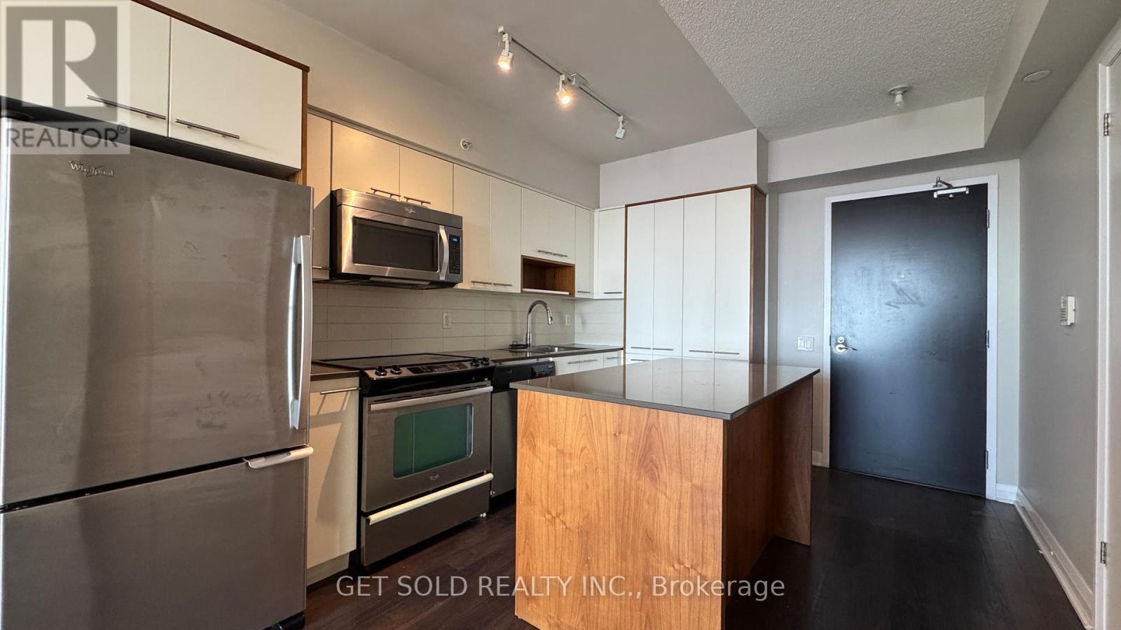 2708 - 5 Valhalla Inn Road, Toronto, Ontario  M9B 1B0 - Photo 2 - W12889938