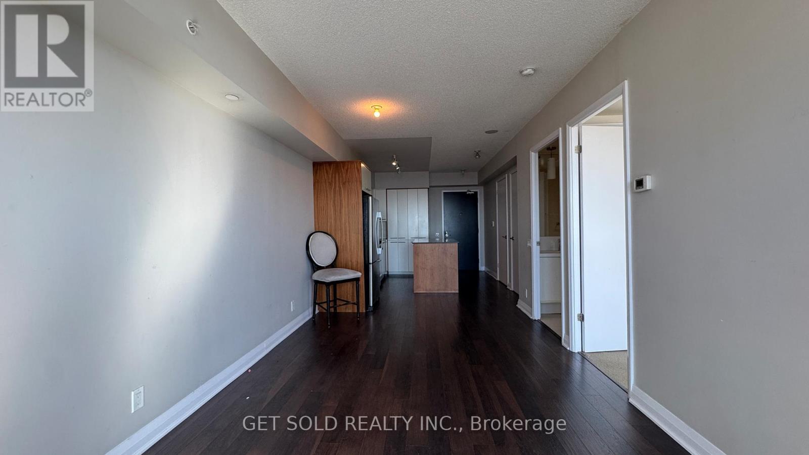 2708 - 5 Valhalla Inn Road, Toronto, Ontario  M9B 1B0 - Photo 4 - W12889938