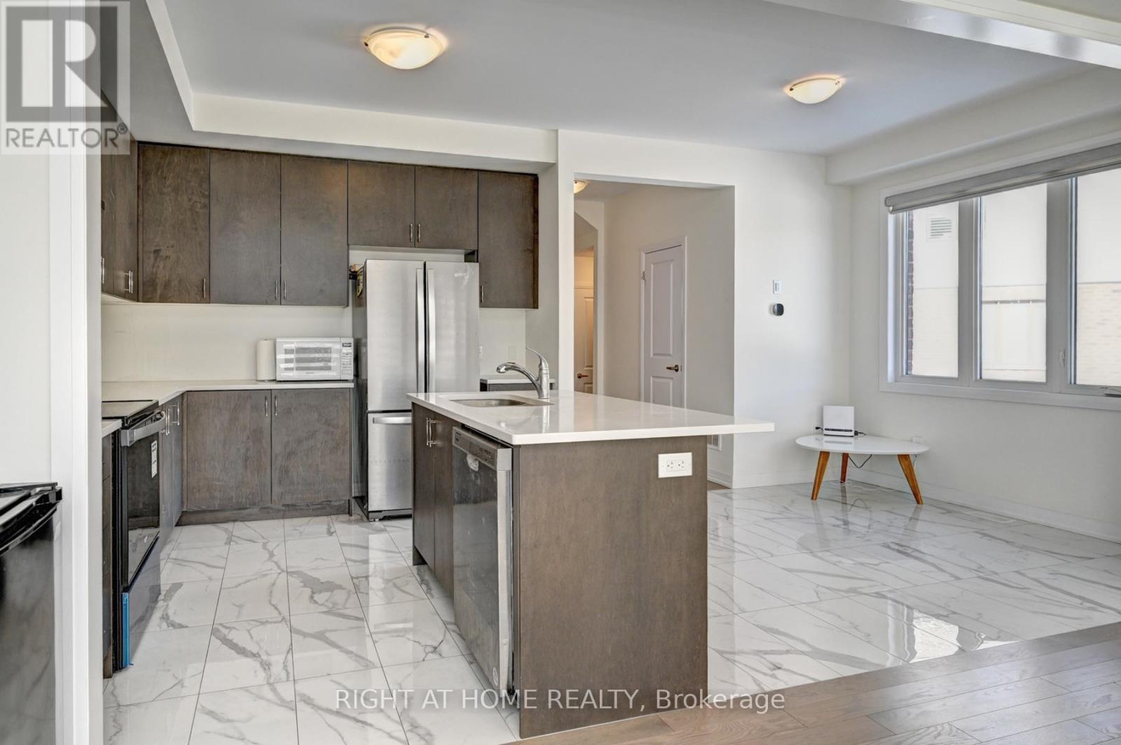 20 - 15 Blacklock Street, Cambridge, Ontario  N1S 0E6 - Photo 11 - X12889920