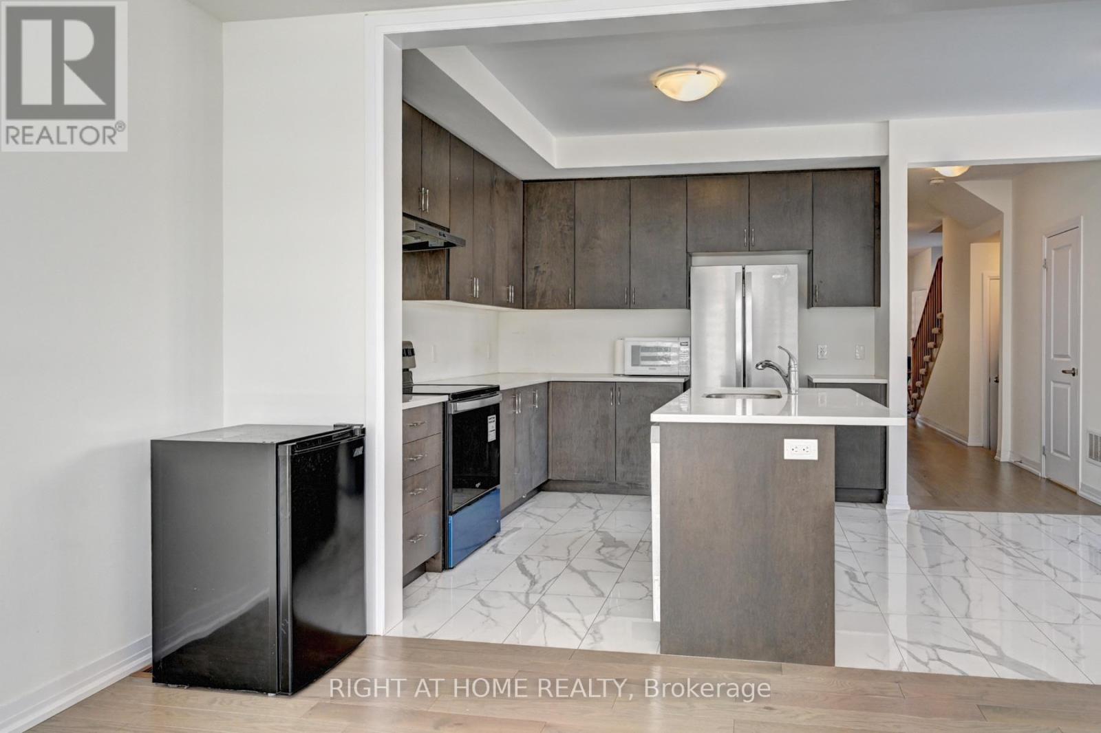 20 - 15 Blacklock Street, Cambridge, Ontario  N1S 0E6 - Photo 14 - X12889920