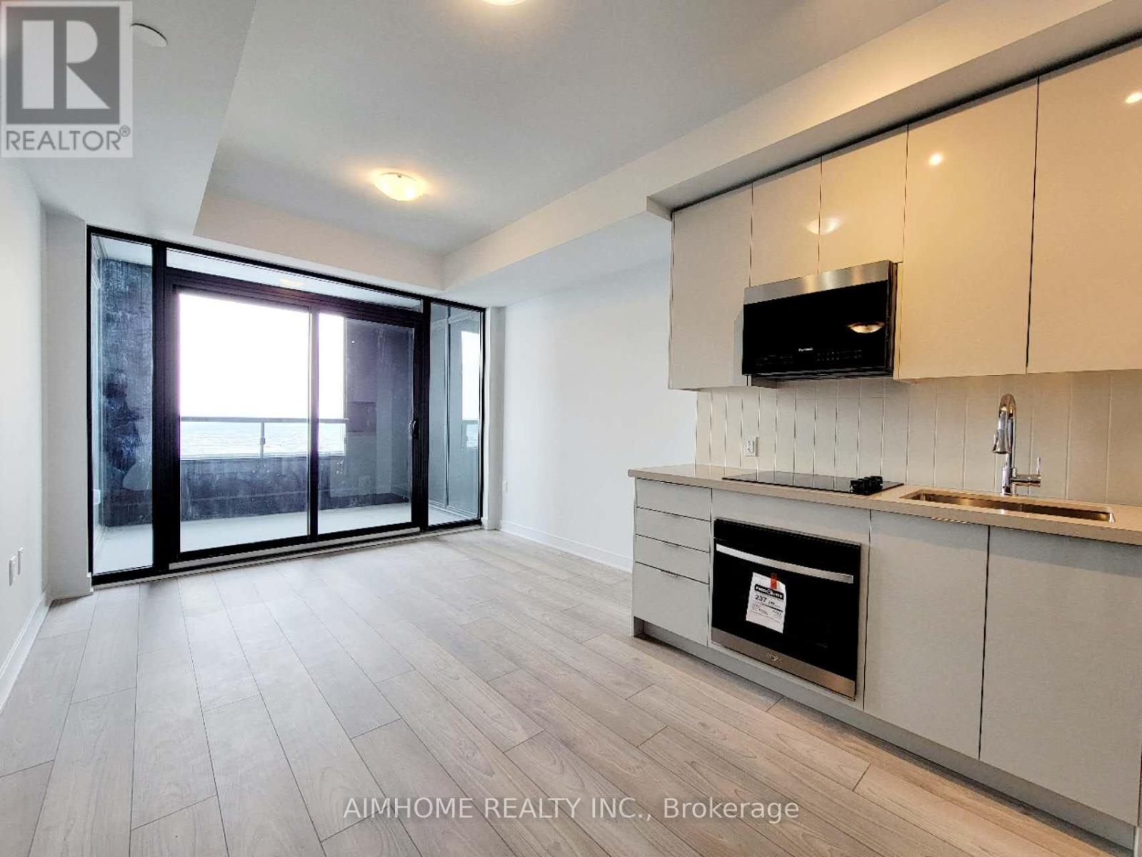 4006 - 2920 Highway 7, Vaughan, Ontario  L4K 0H8 - Photo 2 - N12744250