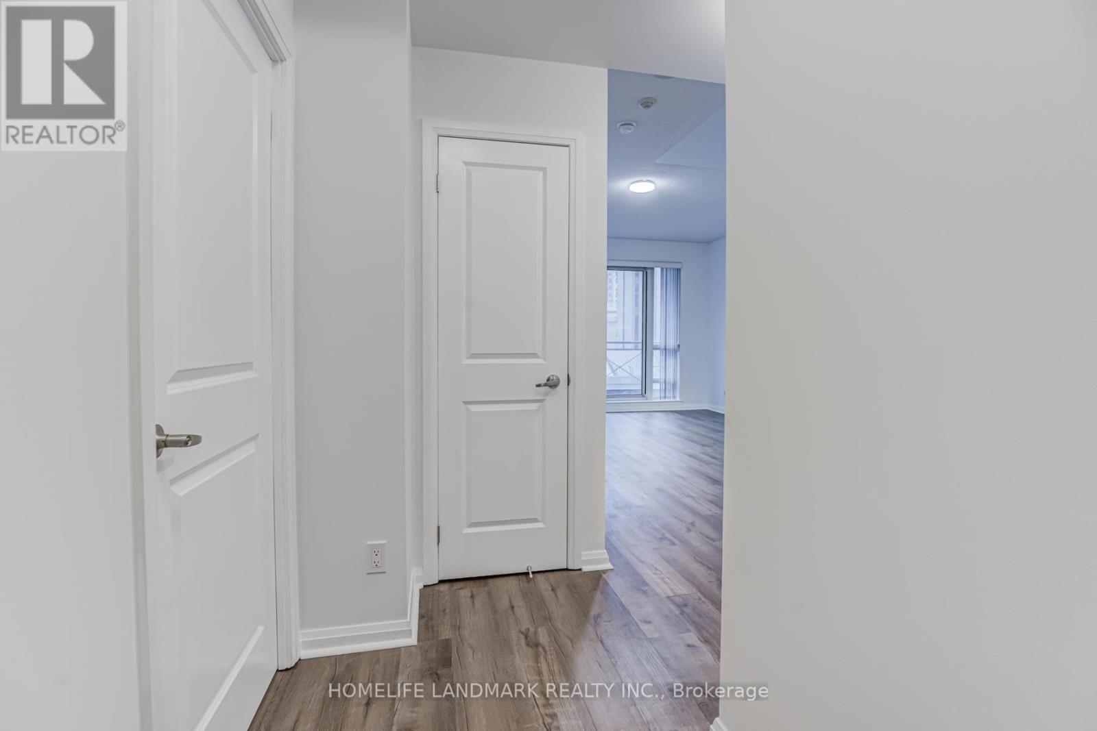 1109 - 35 Hayden Street, Toronto, Ontario  M4Y 3C3 - Photo 5 - C12889962