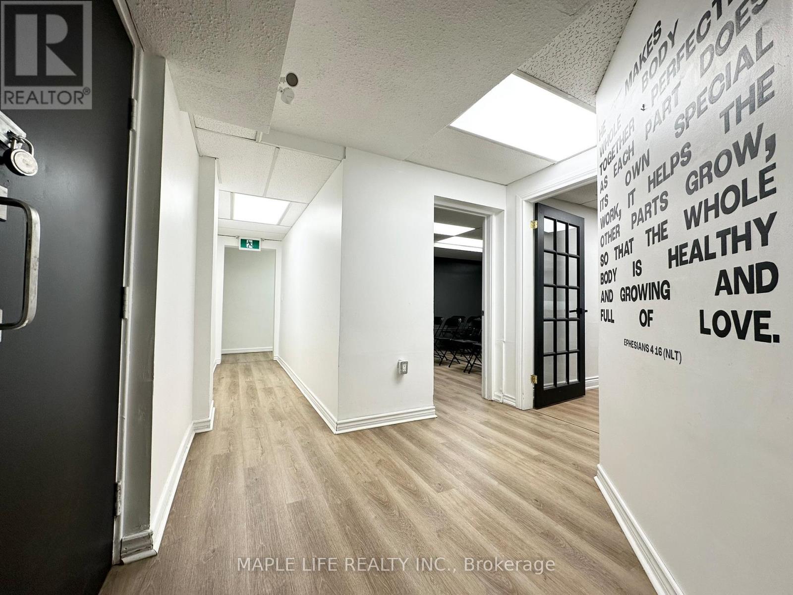 Lower - 901 Yonge Street, Toronto, Ontario  M4W 2H2 - Photo 22 - C12889978