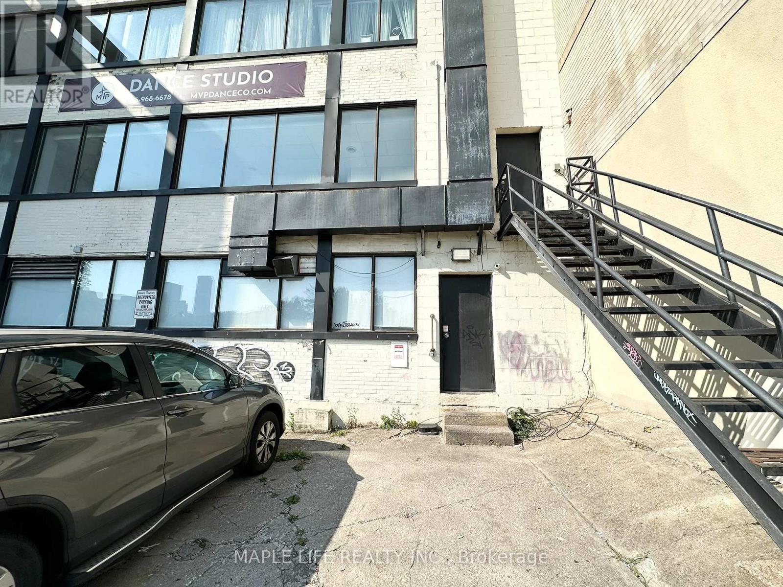 Lower - 901 Yonge Street, Toronto, Ontario  M4W 2H2 - Photo 33 - C12889978