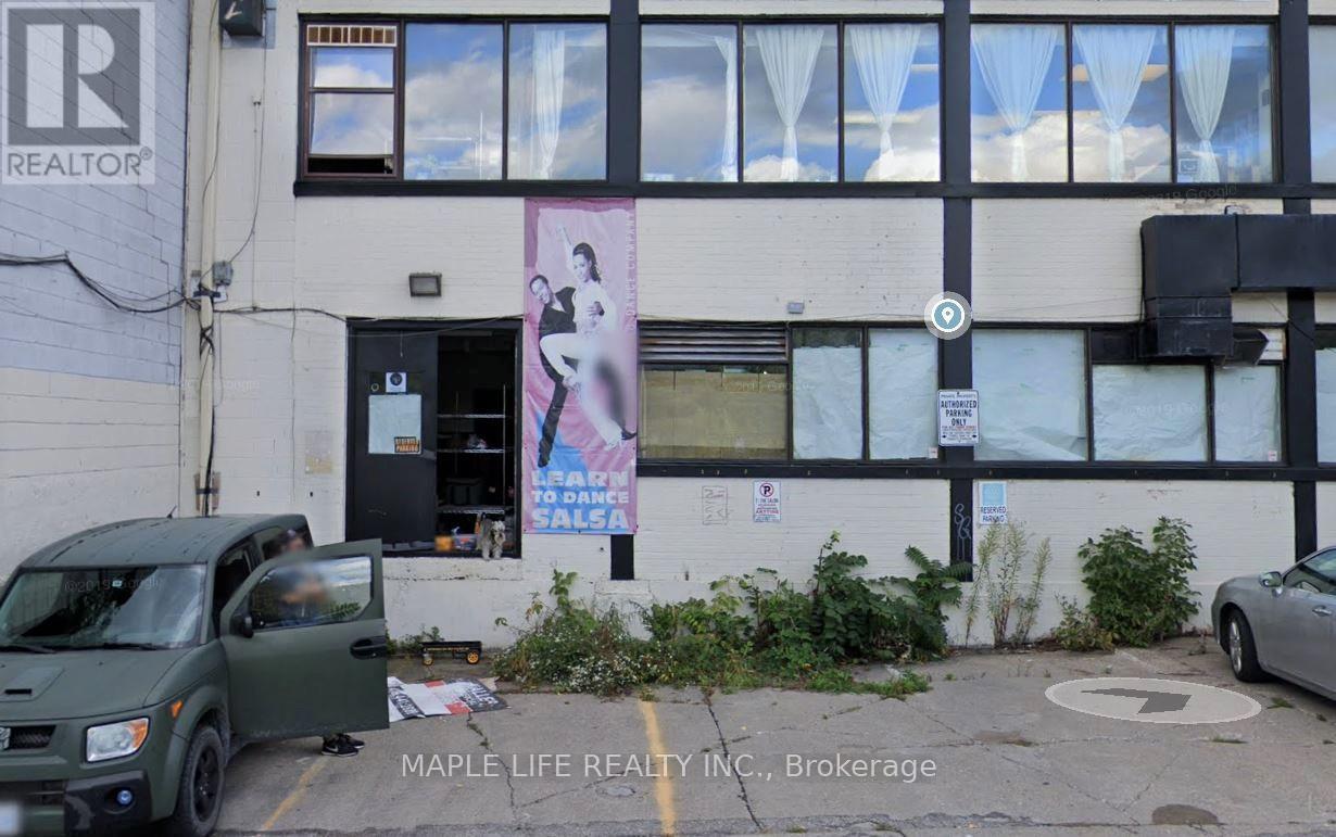 Lower - 901 Yonge Street, Toronto, Ontario  M4W 2H2 - Photo 34 - C12889978