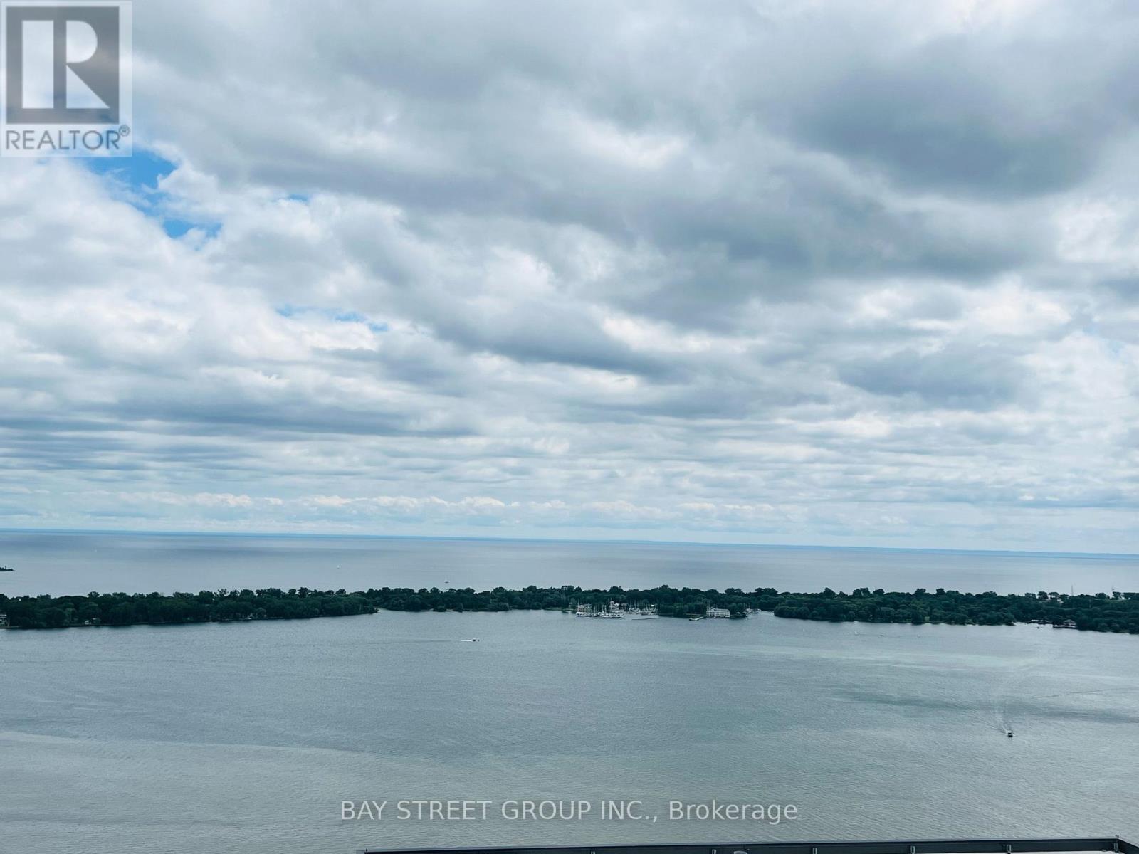 5206 - 138 Downes Street, Toronto, Ontario  M5E 0E4 - Photo 18 - C12889990