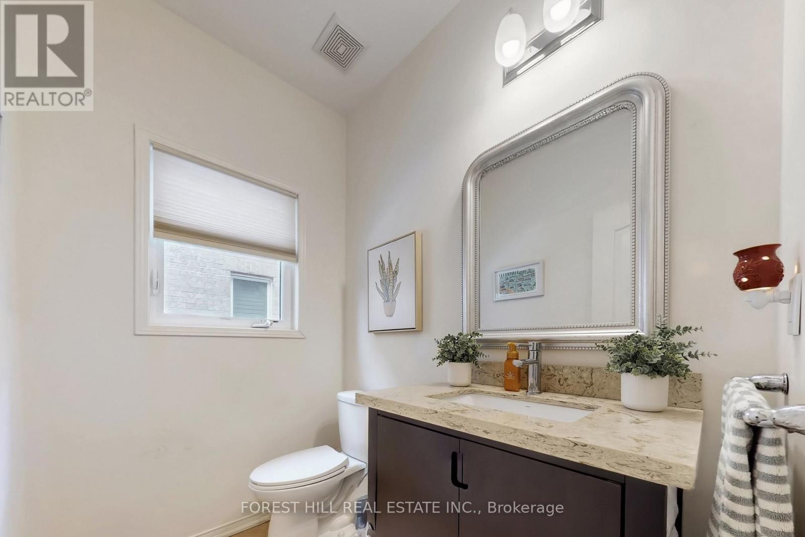 2020 Magee Court, Oshawa, Ontario  L1K 0W7 - Photo 12 - E12889972