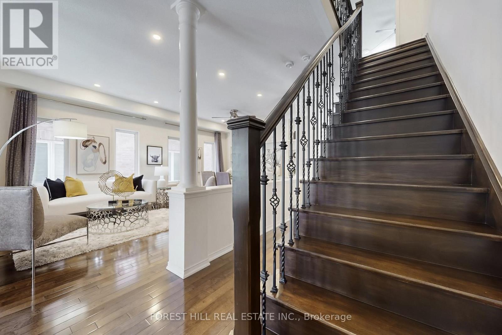 2020 Magee Court, Oshawa, Ontario  L1K 0W7 - Photo 15 - E12889972