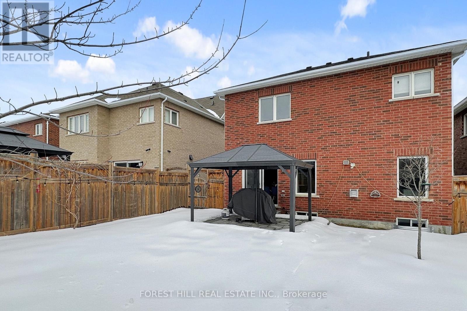 2020 Magee Court, Oshawa, Ontario  L1K 0W7 - Photo 31 - E12889972