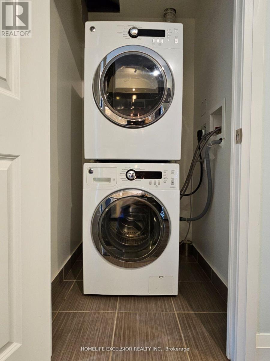 2027 - 7161 Yonge Street, Markham, Ontario  L3T 0C8 - Photo 16 - N12889958