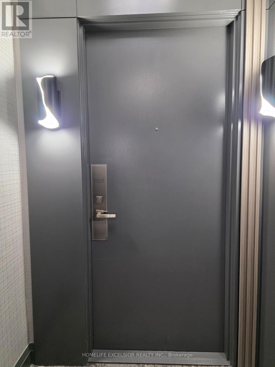 2027 - 7161 Yonge Street, Markham, Ontario  L3T 0C8 - Photo 4 - N12889958