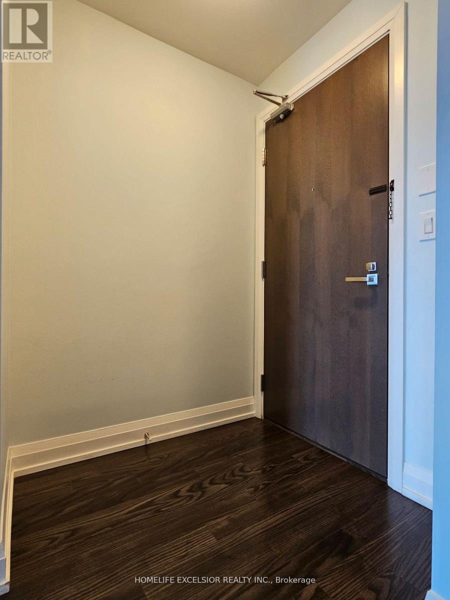 2027 - 7161 Yonge Street, Markham, Ontario  L3T 0C8 - Photo 5 - N12889958