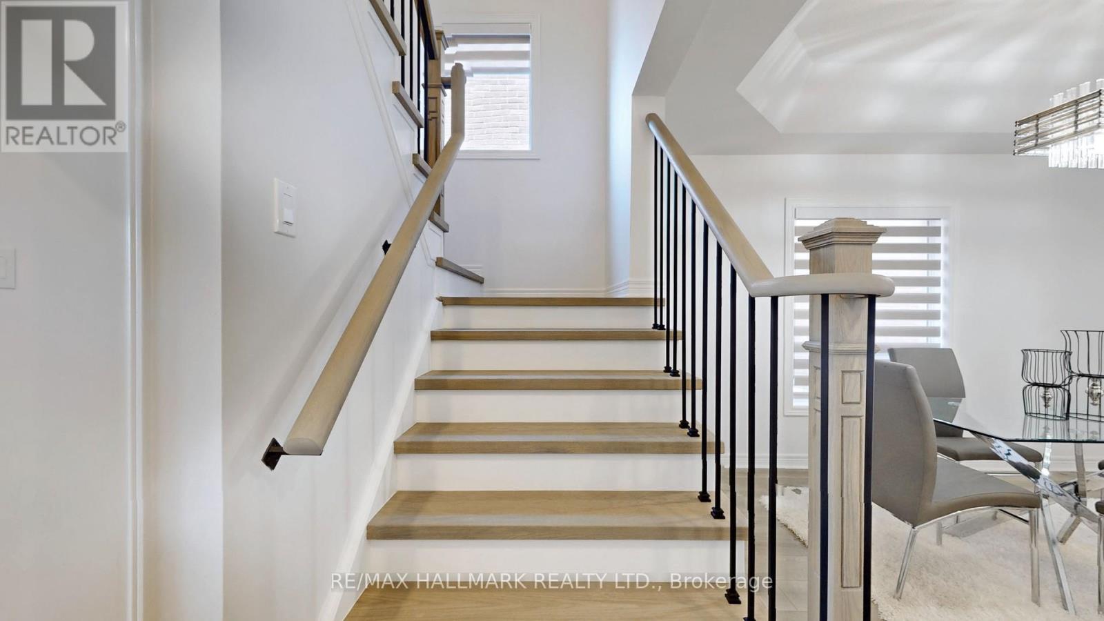 22 Bostock Drive, Georgina, Ontario  L4P 0C2 - Photo 17 - N12889964